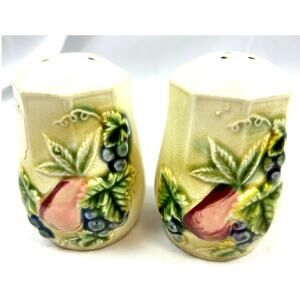 Set of Vintage Salt & Pepper Shakers Nappon Japan Hand painted 2.75" gold trim